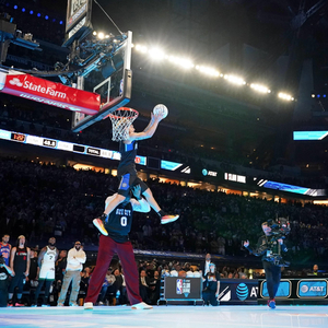 终场哨响后 终场哨响后