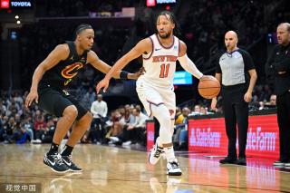 在右路表现 在右路表现